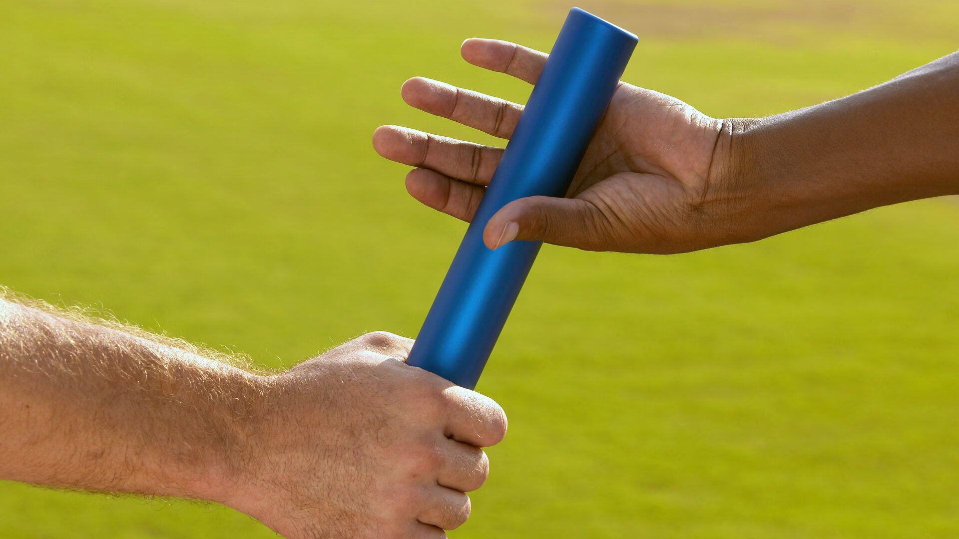 中外青少年足球交流合作日益深度，互学互鉴促行业繁荣，青少年的足球联赛